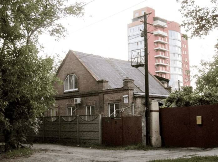 IMG_20260721_101759_561 Тут розташовані приватні будиночки
