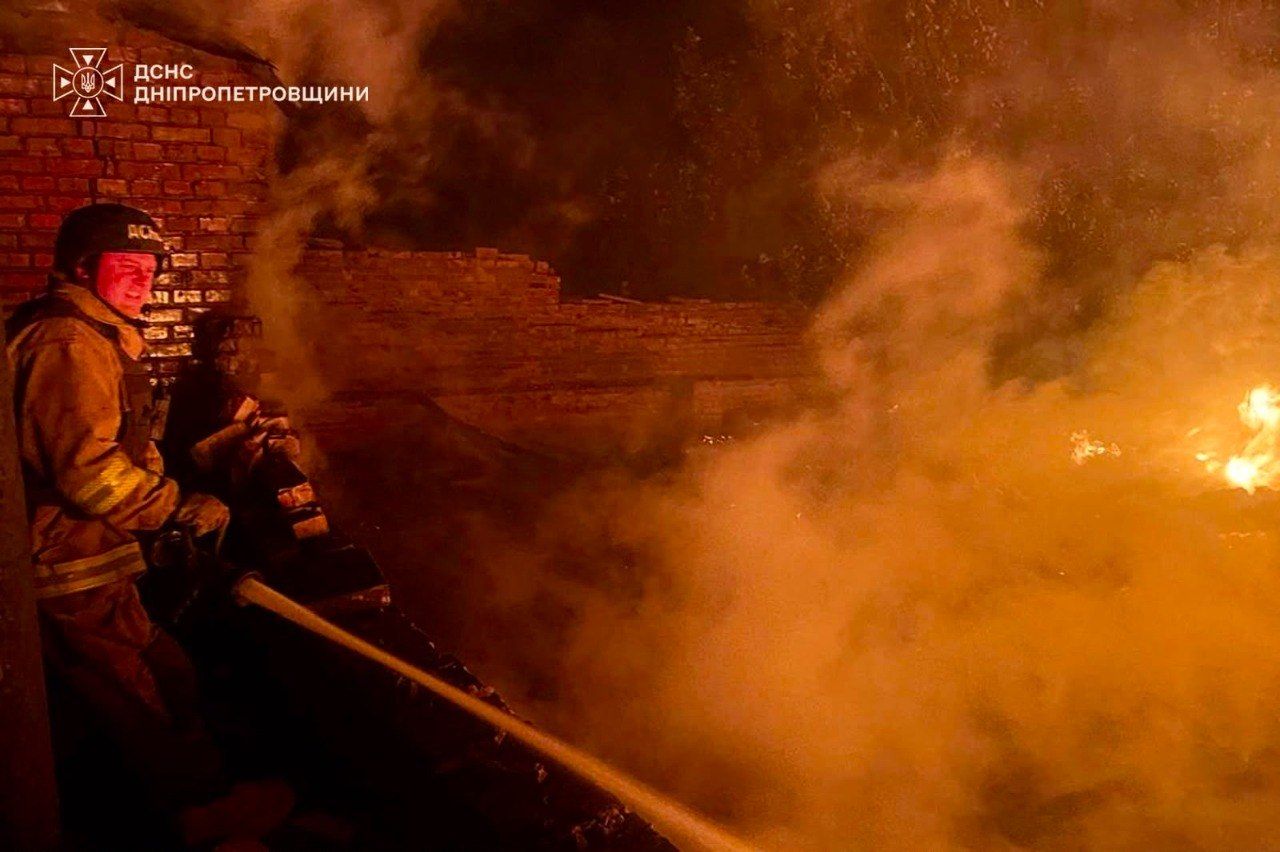 Вночі росіяни атакували підрозділ ДСНС: подробиці