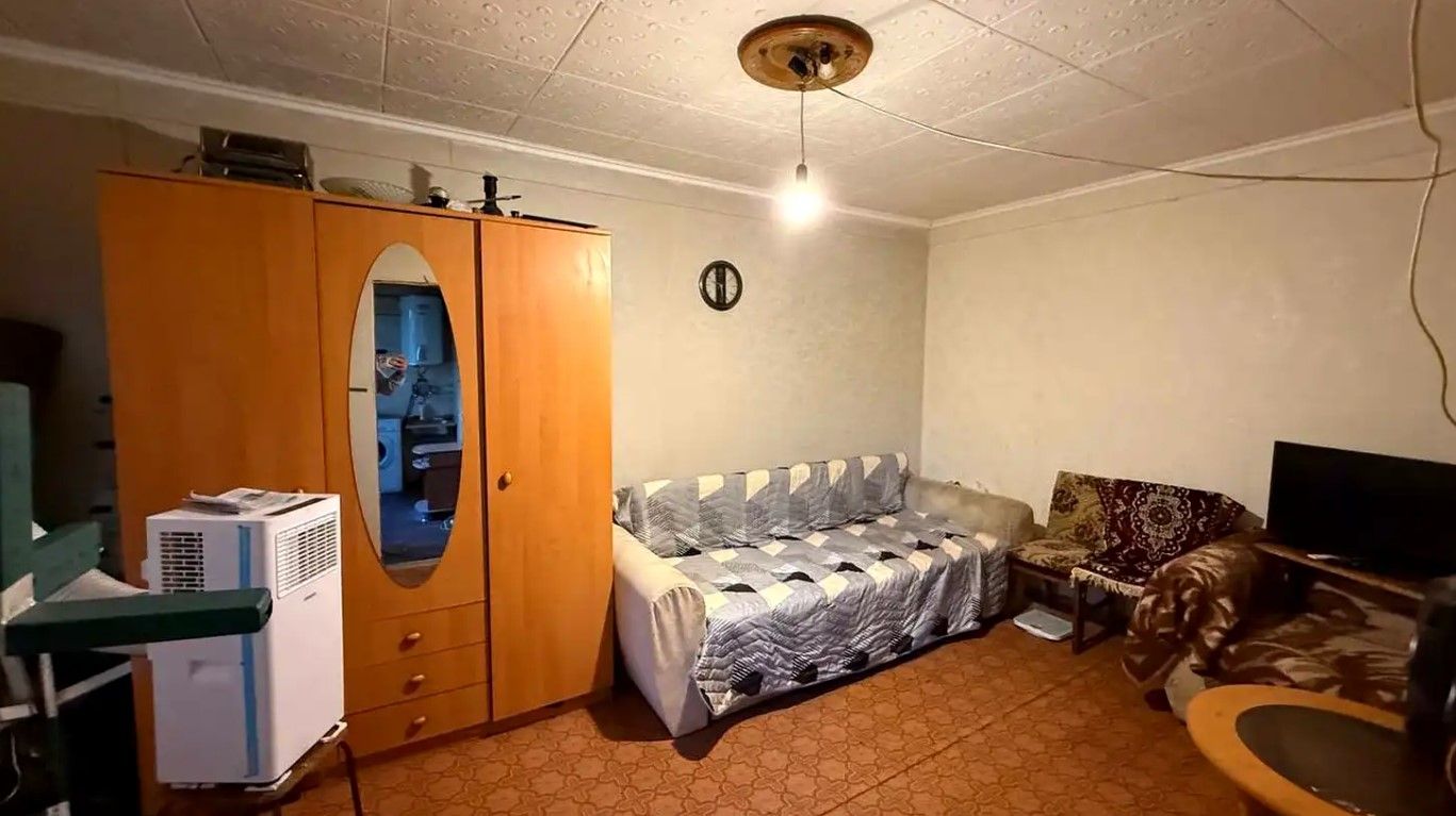 Квартира на Високовольтній, 18