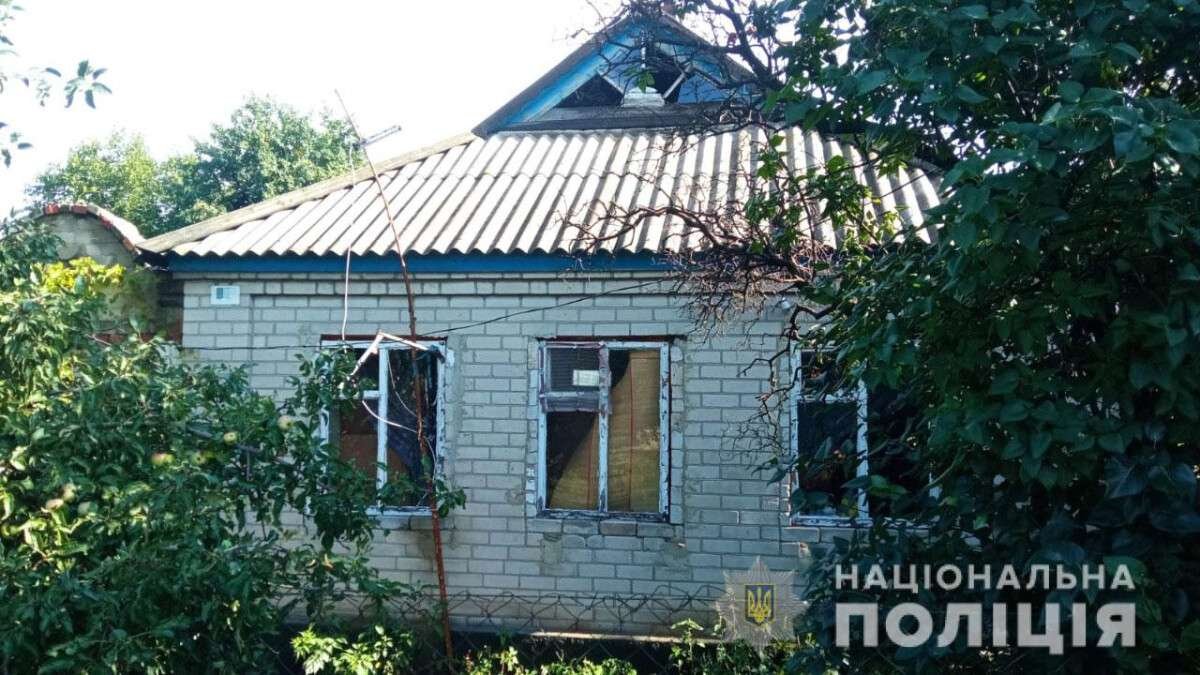 Новости Днепра про На Дніпропетровщині чоловік зарізав рідну тітку і обікрав її будинок