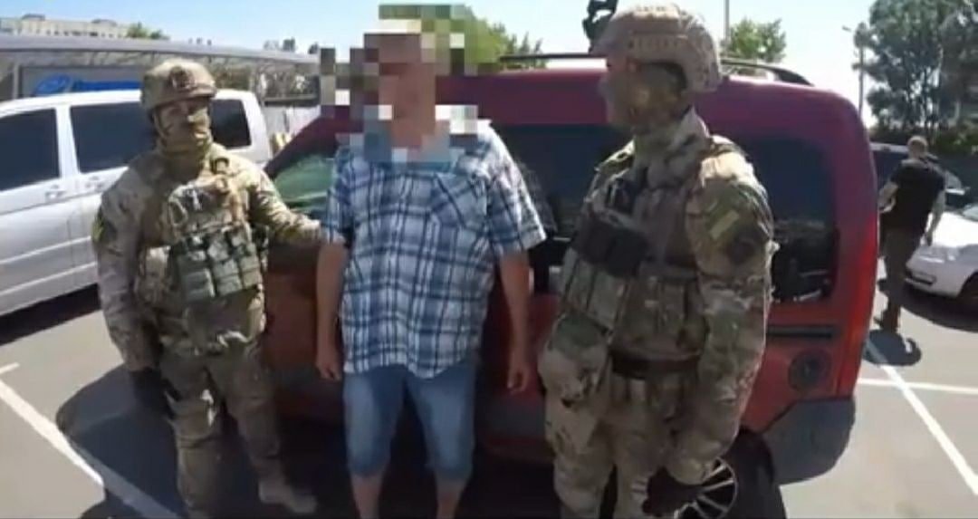 Новости Днепра про Охоронець із Дніпра допомагав коригувати ракетні удари по аеродромам області