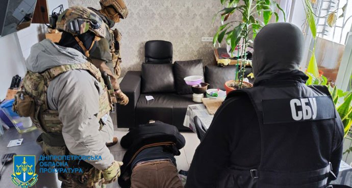 Новини Дніпра про У Дніпрі піймали колишніх міліціонера та військових, які стали російськими агентами