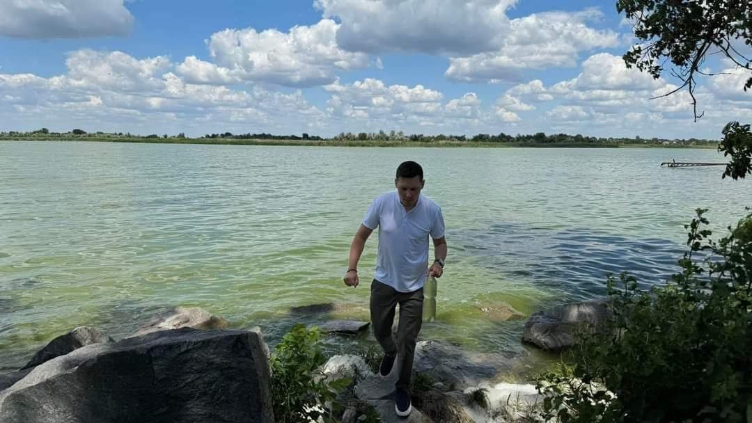 Новости Днепра про "Признаки стойкого фекального загрязнения": в Днепре проверили воду на неофициальных пляжах