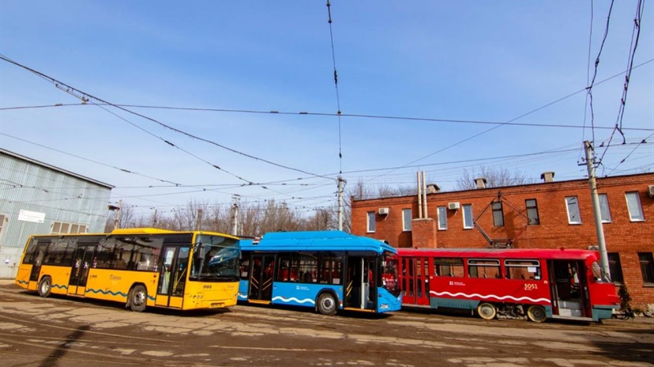 У Дніпрі популярні трамваї та тролейбуси знову курсуватимуть за зміненим маршрутом