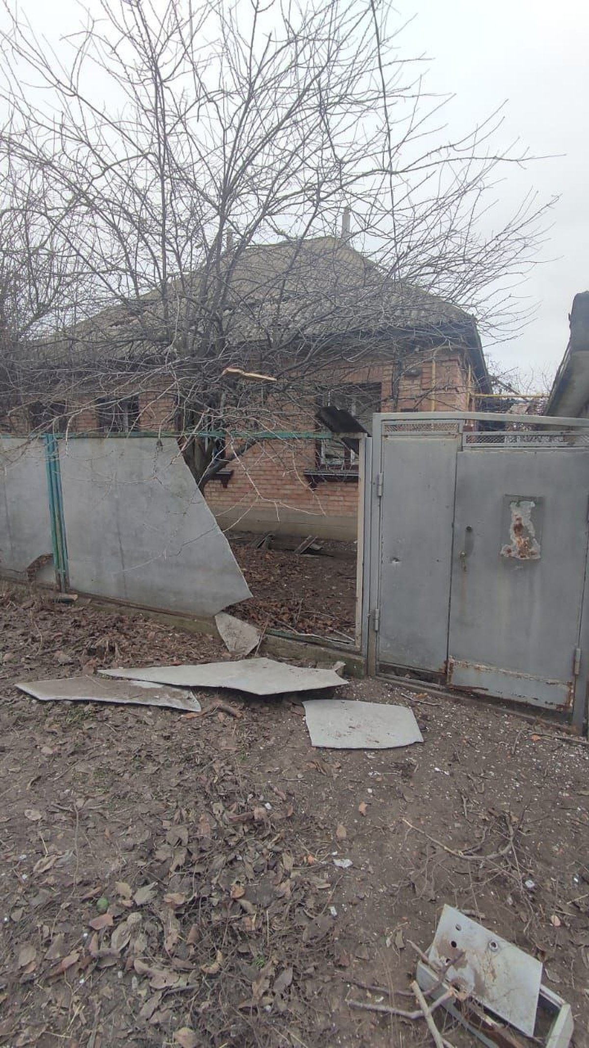 11 (1) Ворожий обстріл