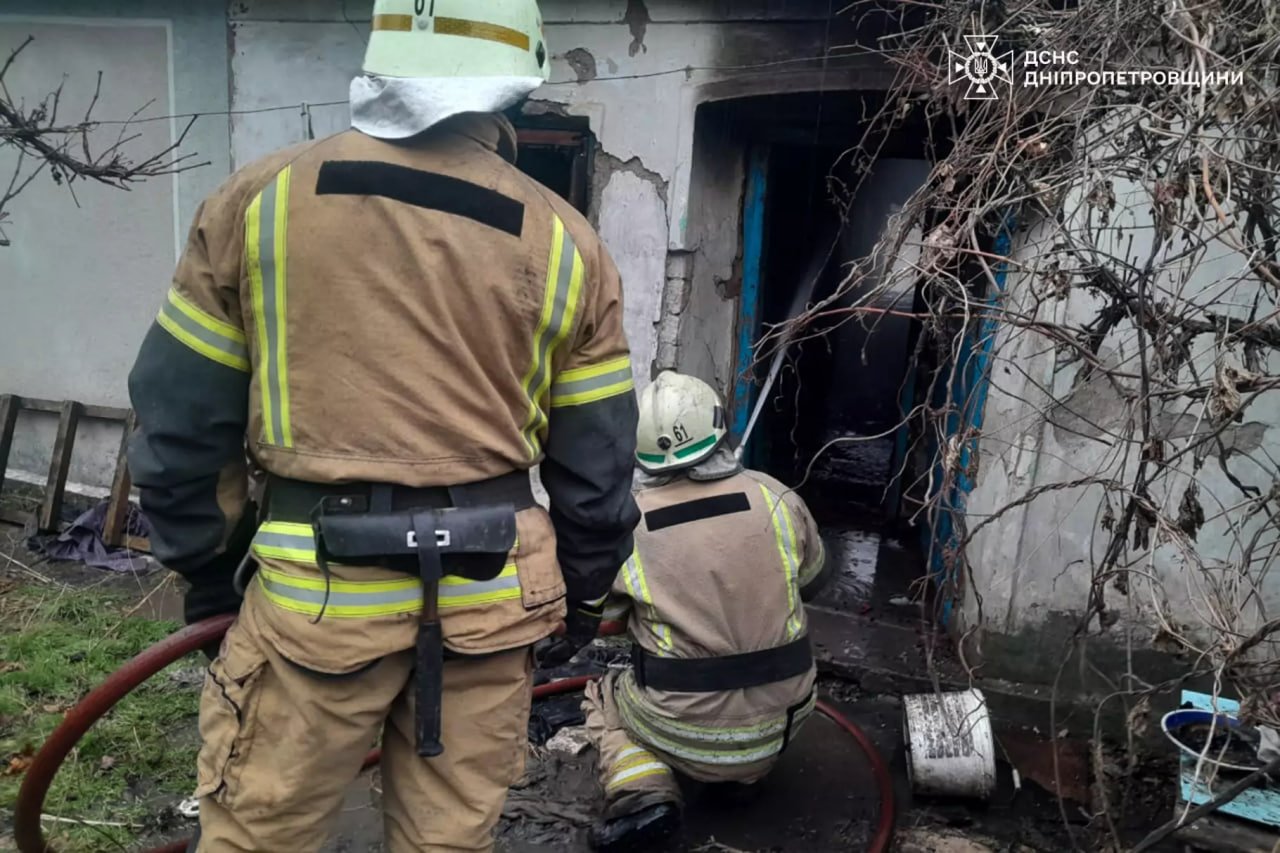 На Дніпропетровщині зранку на пожежі в будинку загинув чоловік 