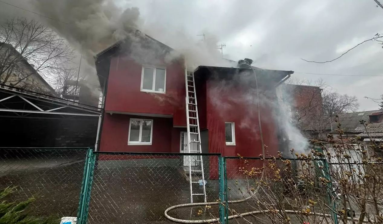 Пожар в доме в Днепре