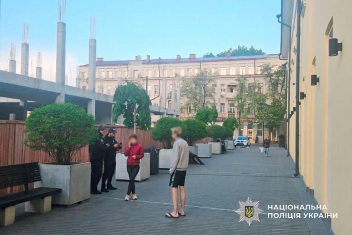 У Дніпрі на Привокзальній підліток пограбував перехожого 