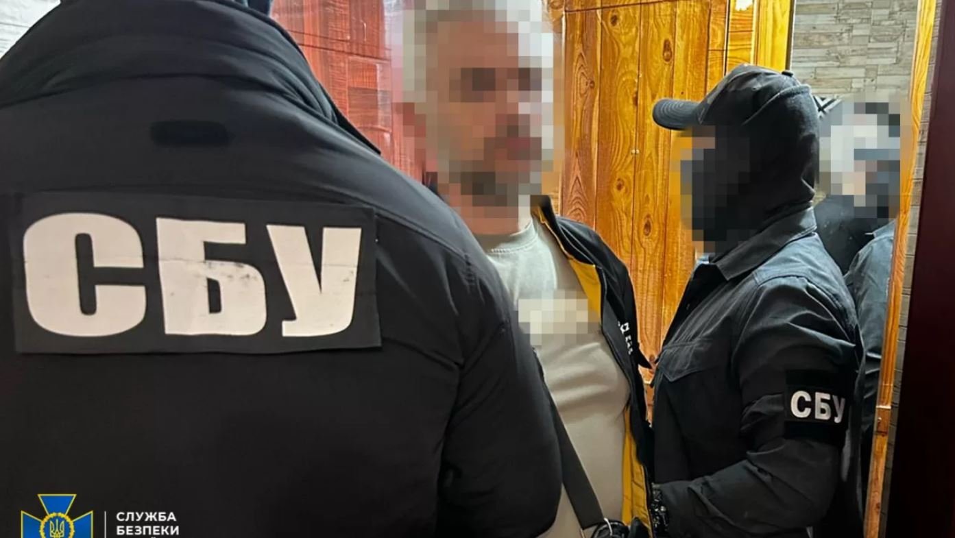Затриманий за зраду чоловік 