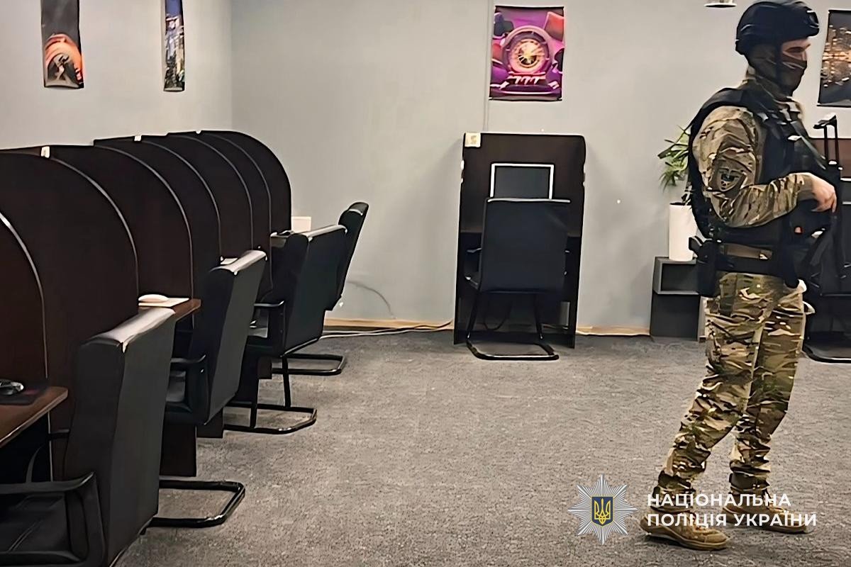 Підпільний "Лас-Вегас" у Дніпрі: поліція викрила секретні казино