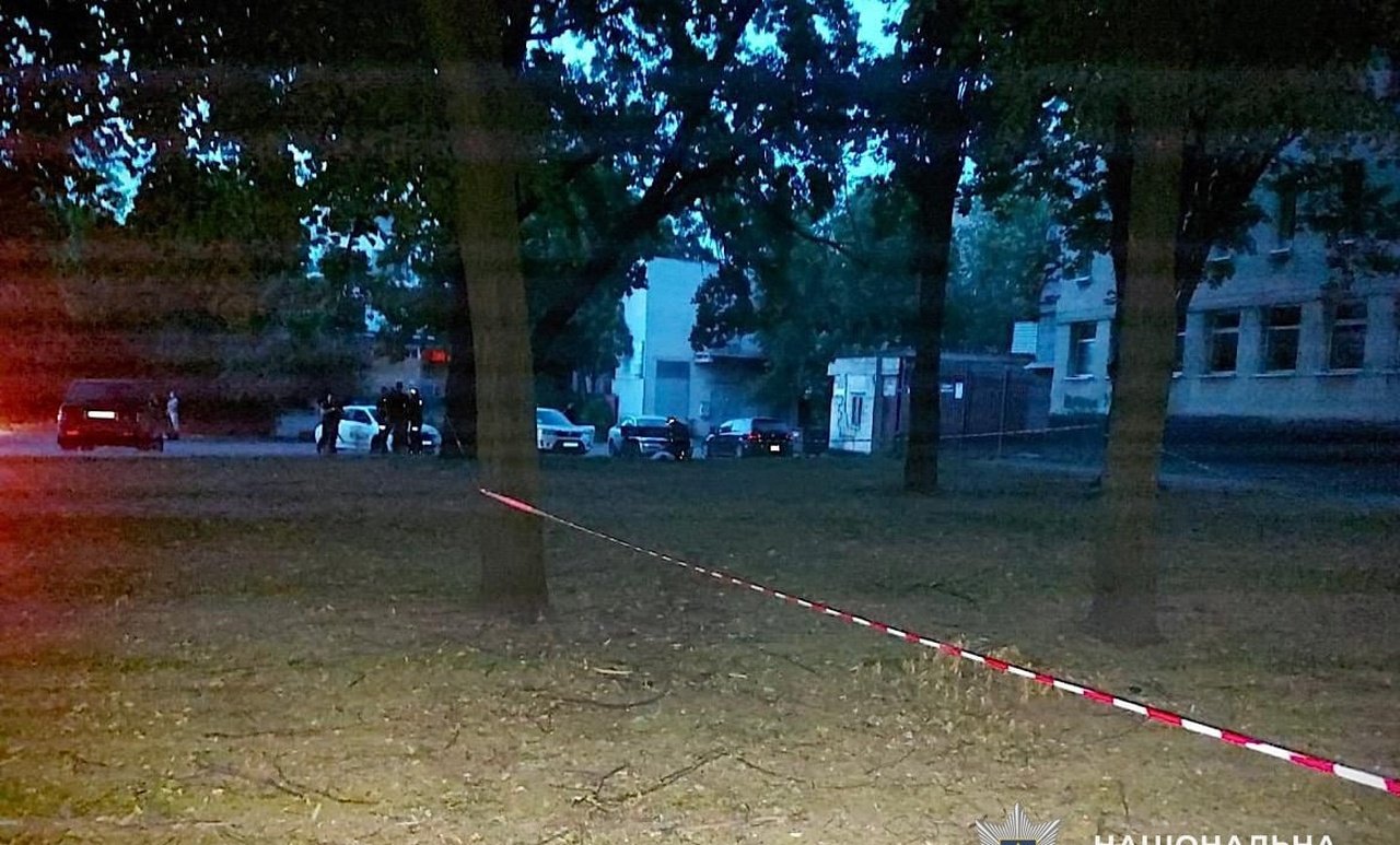 місце злочину Місце, де затримали чоловіка з гранатою в Дніпрі