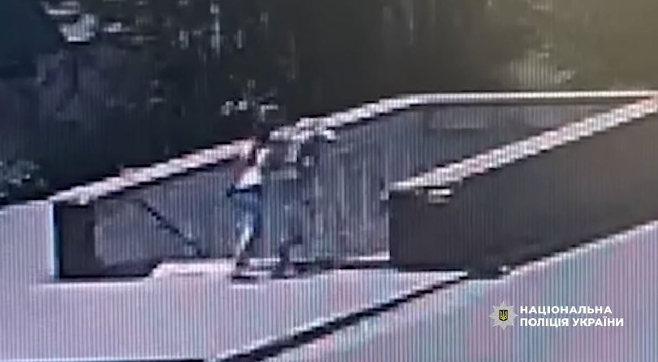 Момент нападения на мужчину в Днепре