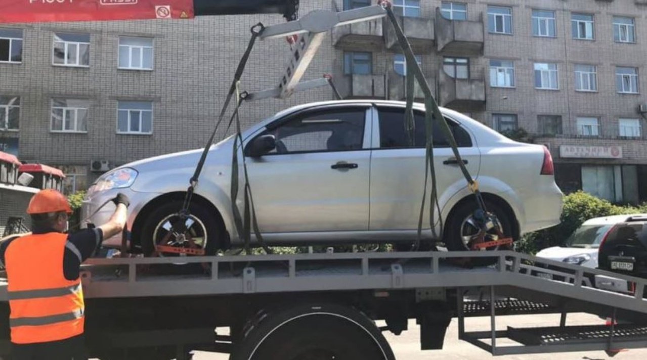 Эвакуация авто в Днепре