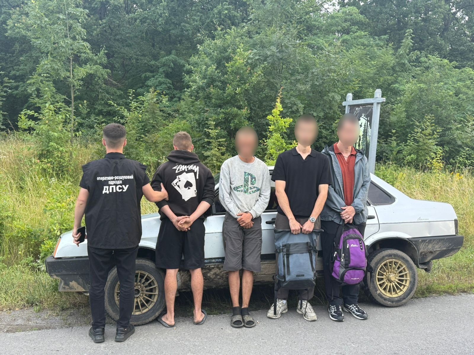 Жители Днепропетровщины пытались за 8 тыс долларов сбежать в Молдову