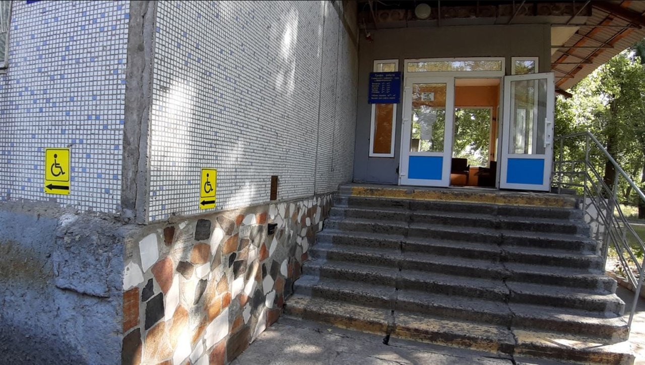 Вхід до Самарського районного суду