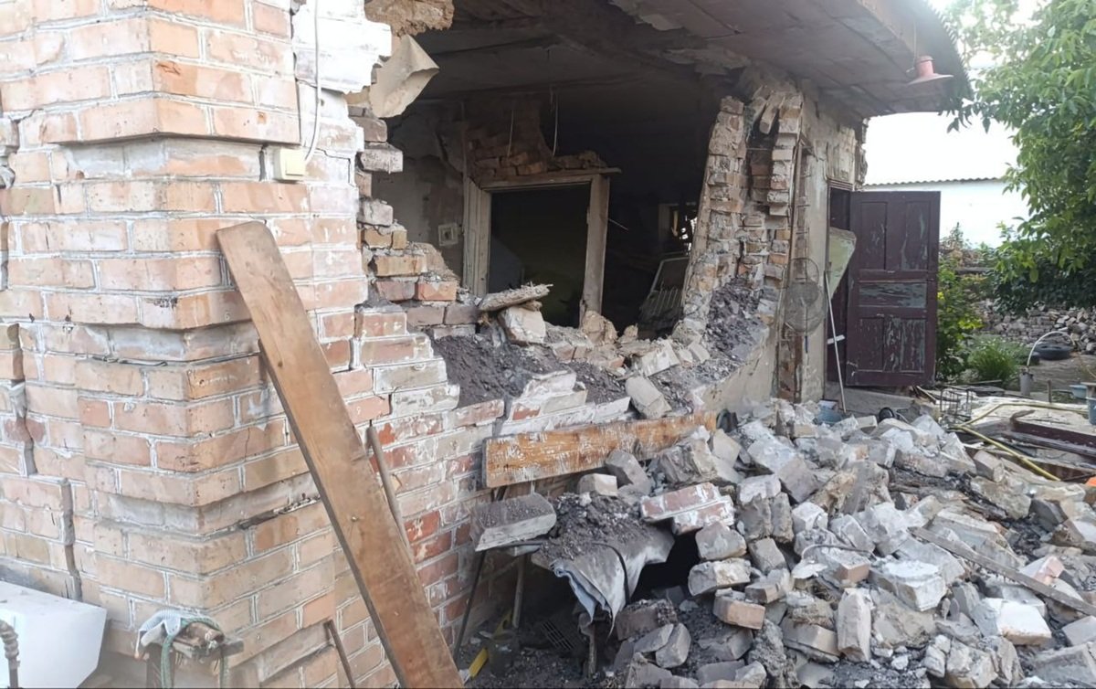 Дніпро Разрушение после ракетного удара по Днепру 9 августа 2025 года.