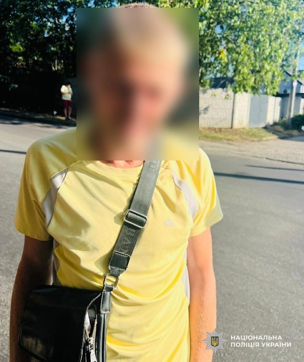 Затримання чоловіка з 44 згортками метадону у Дніпрі.