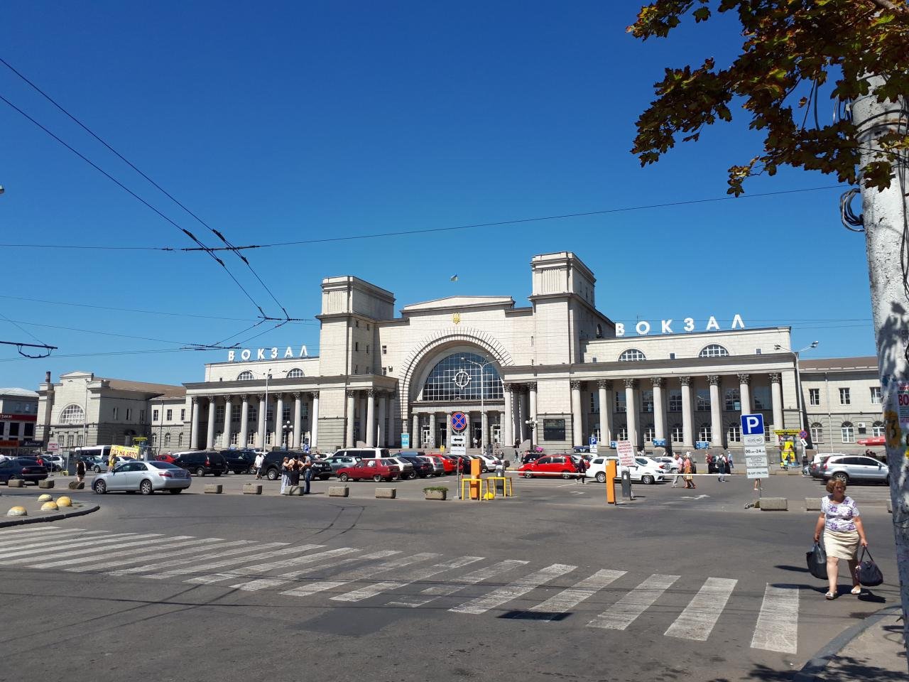 У Дніпрі погрожували підірвати залізничний вокзал: що відомо