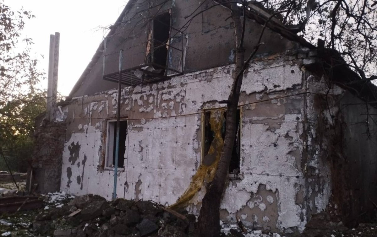 Обстріл Руйнування після нічних обстрілів Дніпропетровщини, зруйновані будинки.
