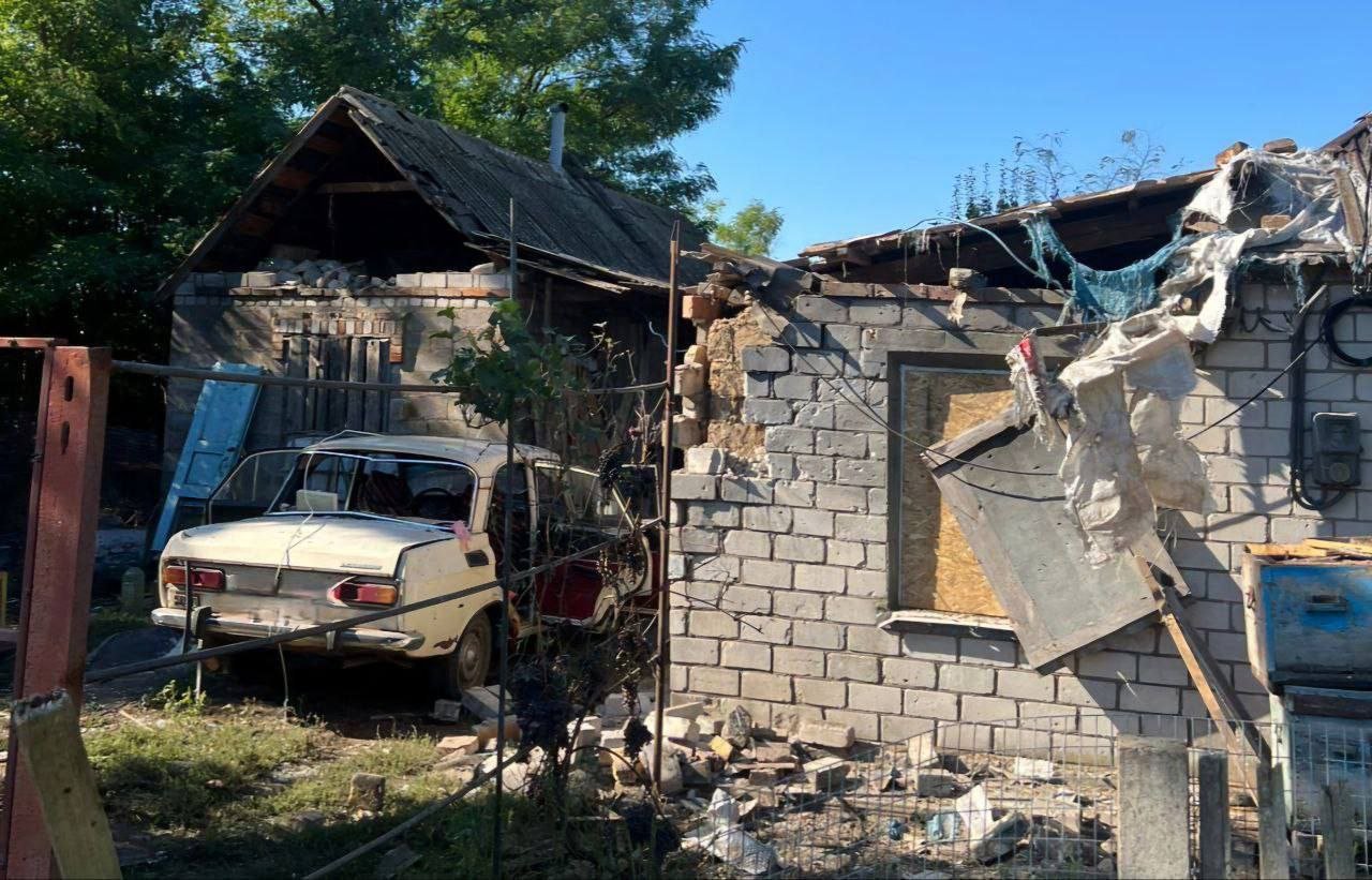 photo_2025-08-26_18-35-27 Пошкоджений будинок у Нікопольському районі