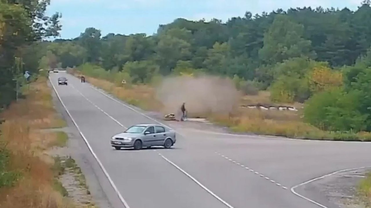 Момент ДТП на Дніпропетровщині