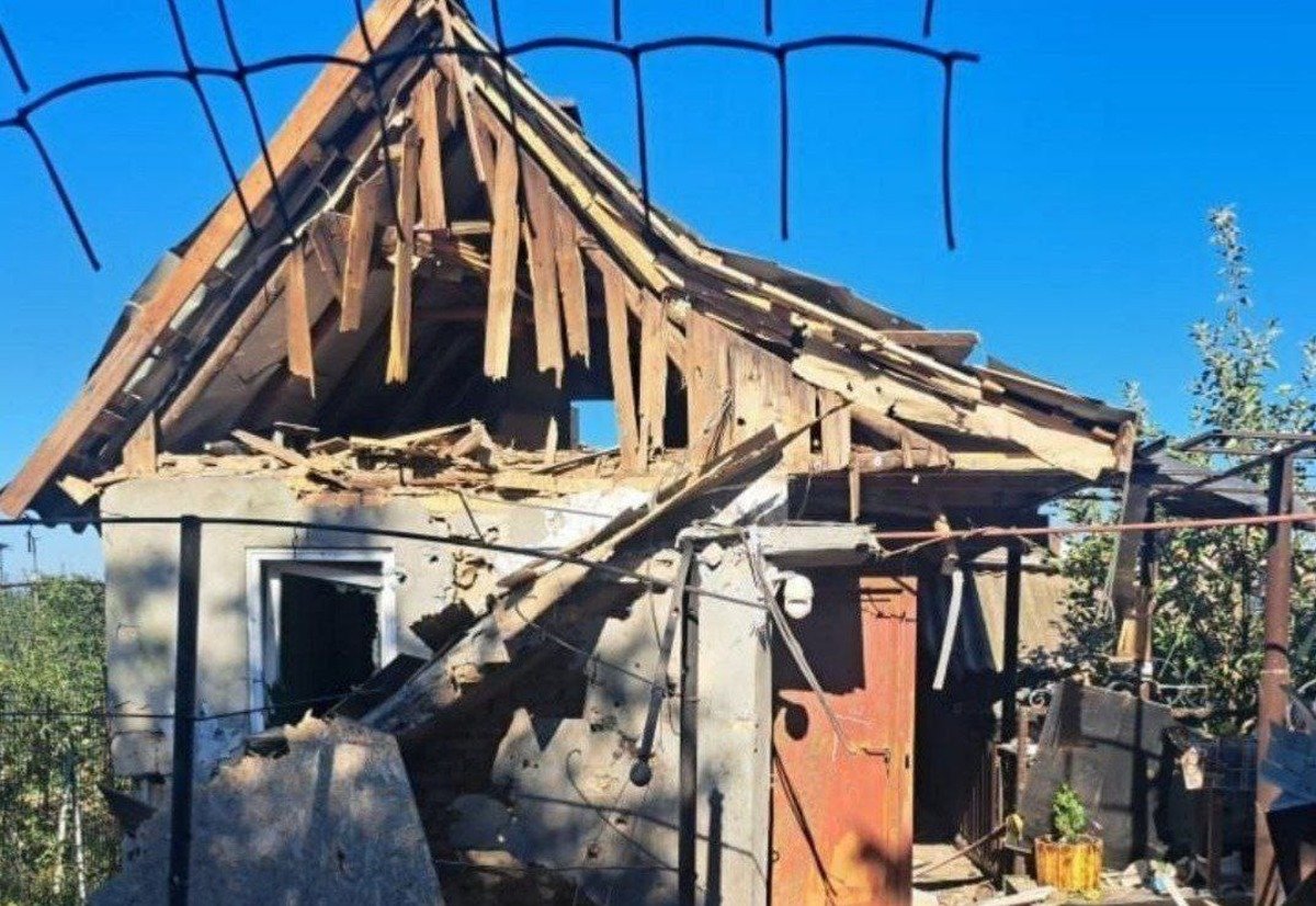 imgonline-com-ua-Resize-JtMjAFSfkoRZfje (1) Вогонь і руйнування: ворог знову б’є по Дніпропетровщині