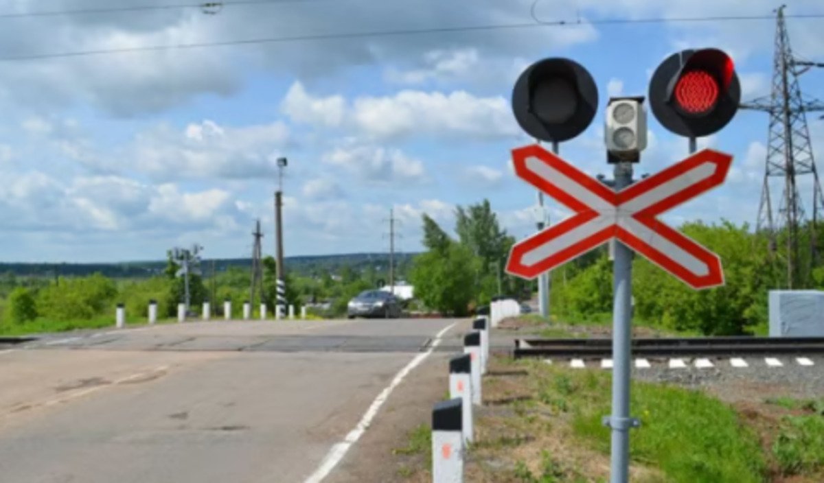 В Днепре временно перекроют железнодорожный переезд на Мукачевской
