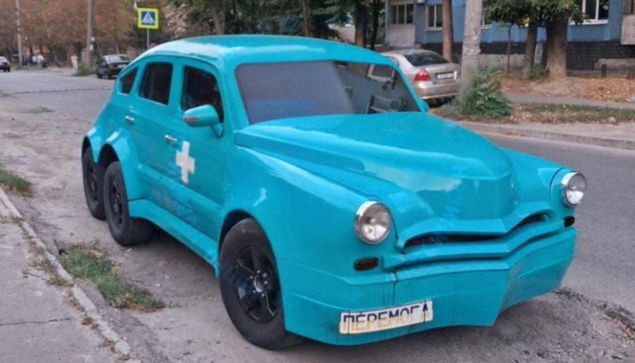 Шестиколесный автомобиль, который можно увидеть на улицах Днепра