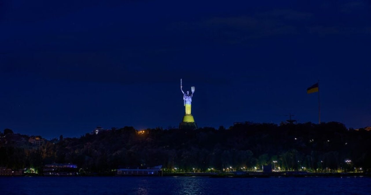 2025-09-18-05.56.54-PITL9816_DxO-scaled-840x441 Монумент Батьківщина-Мати в Києві