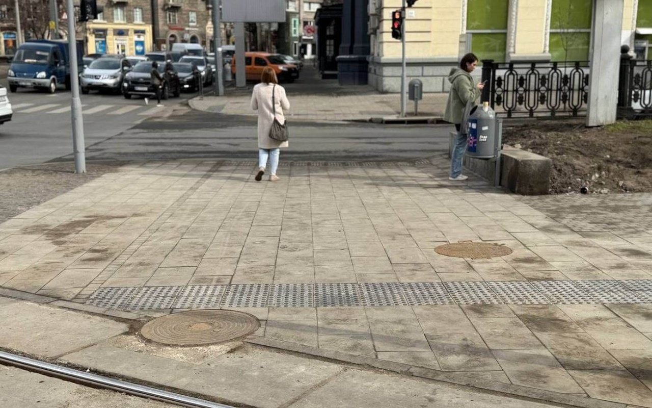 Тротуар в Дніпрі