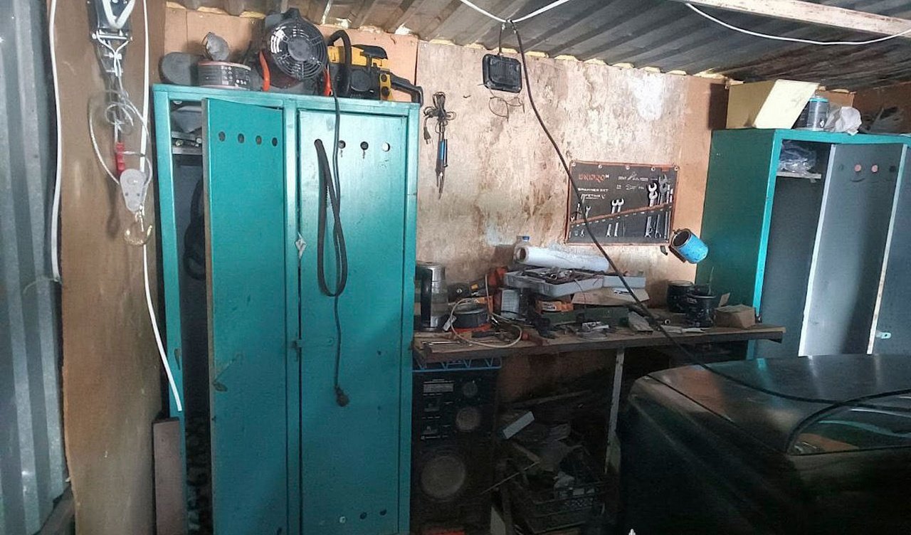 Гараж, який обікрав робітник