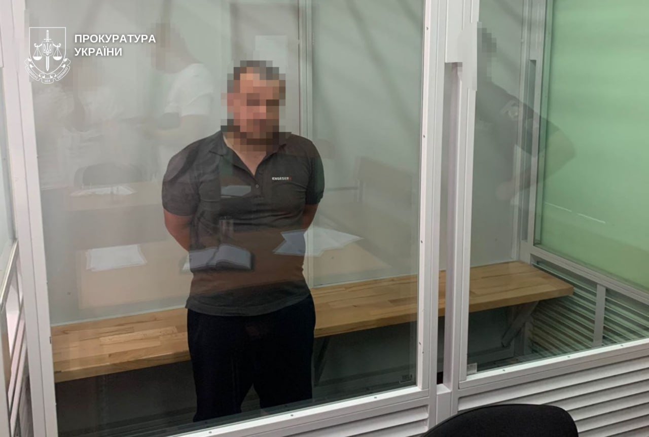 Батько хлопчика, якого судитимуть за вбивство сина