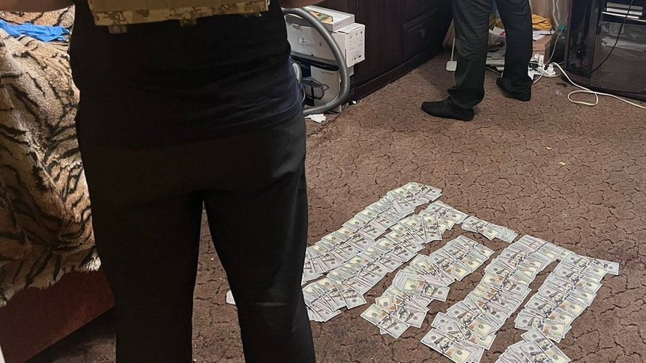 Обыск в кабинете подозреваемого