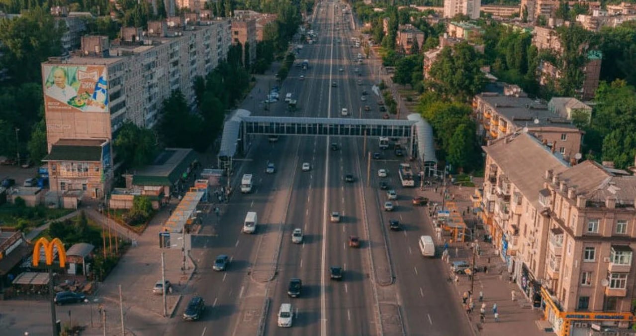 Проспект Слобожанский в Днепре снова перекроют из-за ремонта надземного перехода