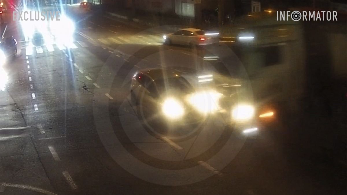 68fdca03030543.15140029 В Днепре на Березинской – ДТП: фура врезалась в легковушку