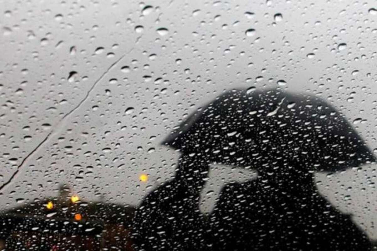 В Днепре из-за сильного дождя объявили штормовое предупреждение