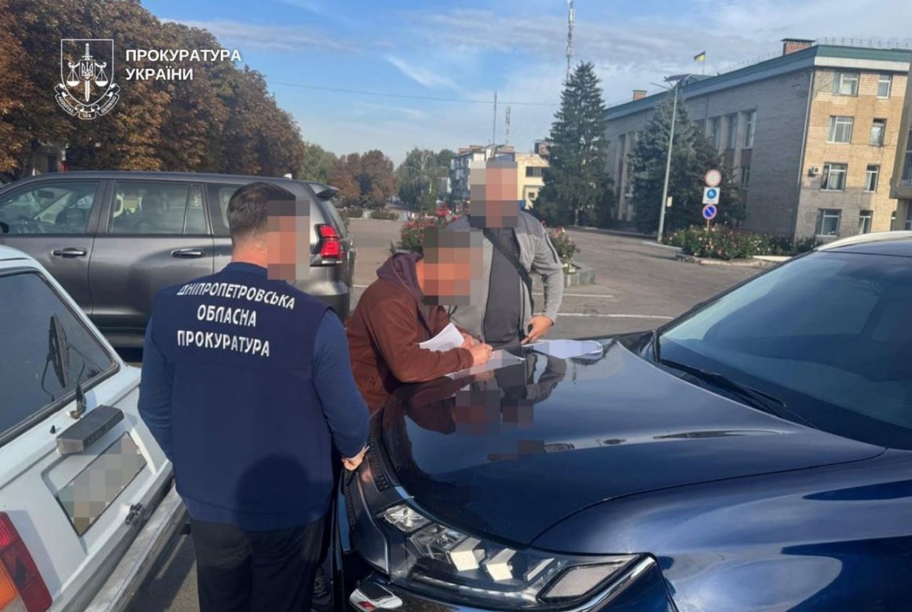 Ущерб — 6,9 млн грн: в Каменском районе незаконно уничтожили деревья в заповеднике