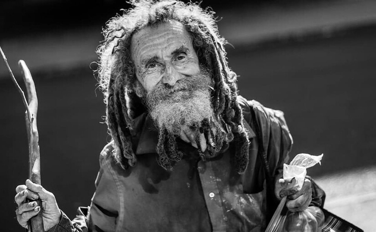 Олександр — дніпровський Форест Гамп та неофіційний "символ" міста