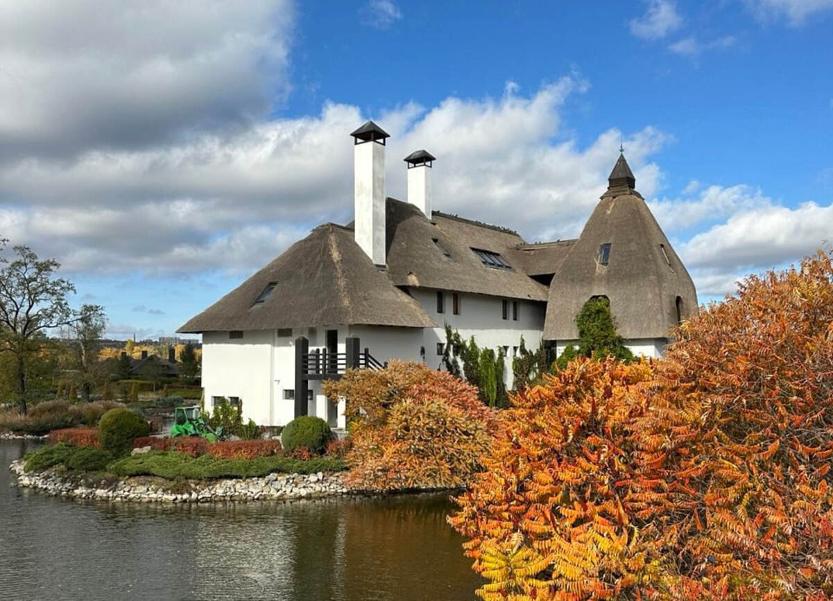До +15 і без дощів: синоптики спрогнозували для Дніпра теплий початок листопада