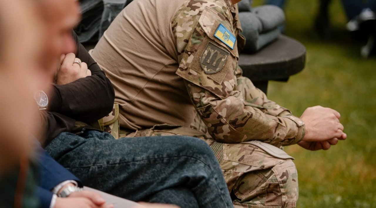 Військовий 