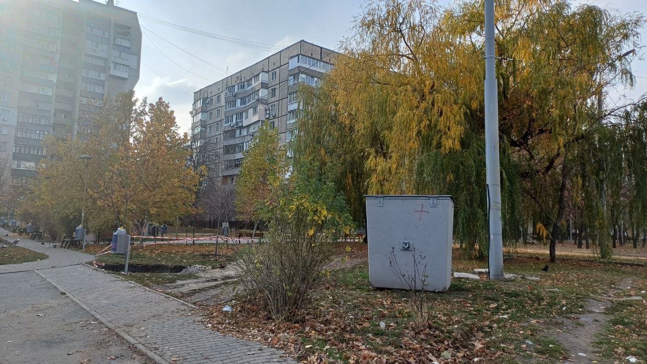 На территории сквера в Днепре собрались устанавливать новый подземный бак