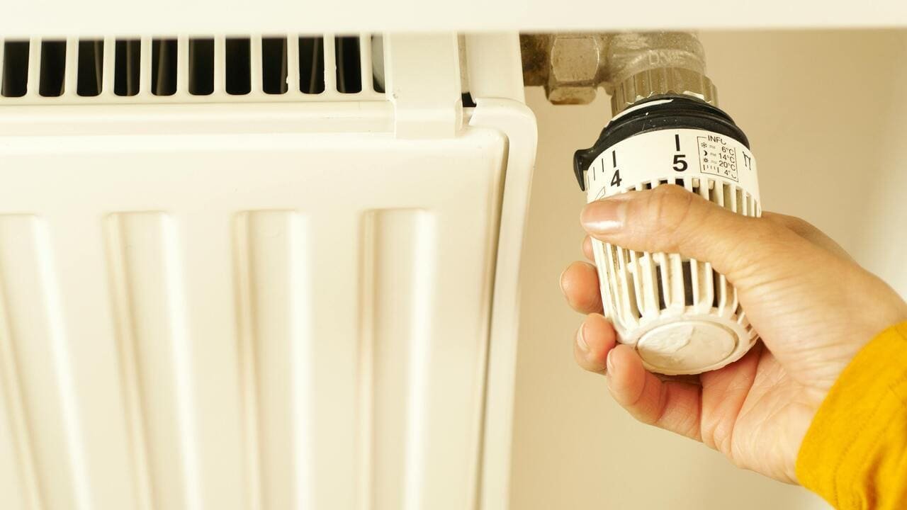 Отопительный сезон в Днепре: влияют ли отключение электричества на подачу тепла