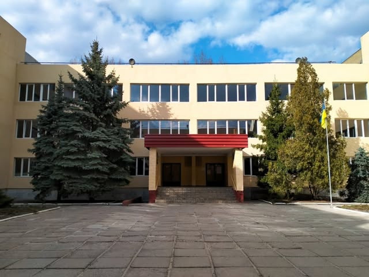 Чутки про масове отруєння у школі Дніпра