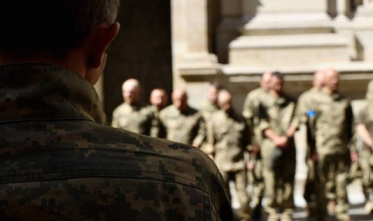 Удар по военным на Днепропетровщине: в 30-м КМП рассказали новые детали