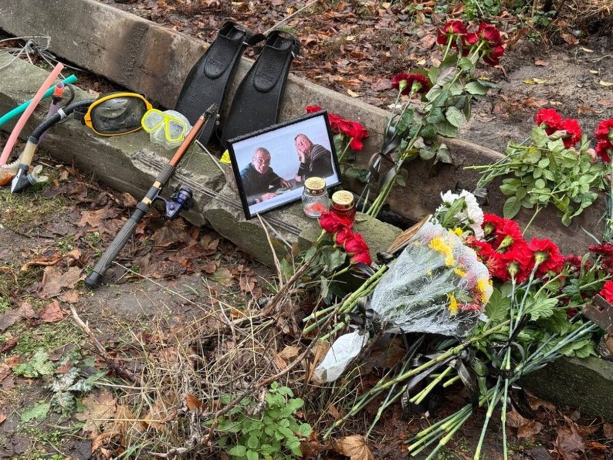 В Днепре простились с семьей, погибшей в собственной квартире из-за атаки БпЛА