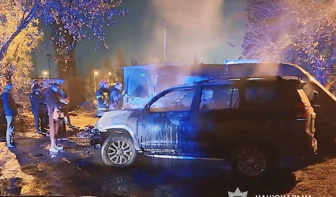 Спалений автомобіль у Дніпрі