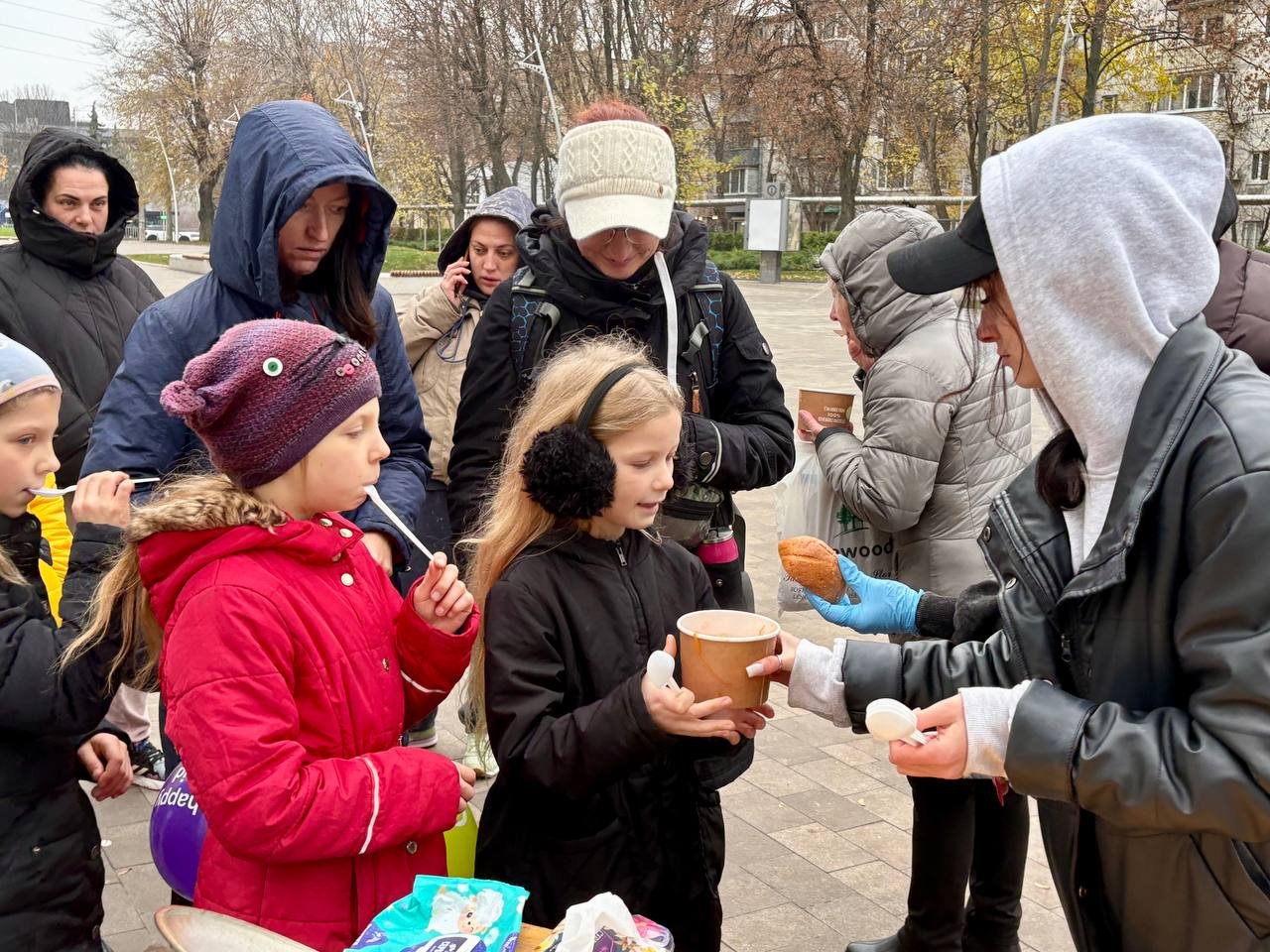 В Днепре на выходных снова будут угощать бесплатным борщом: где и когда