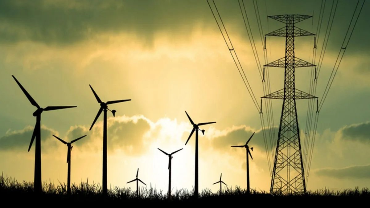 Продает ли Украина электроэнергию при отключениях: в Минэнерго ответили