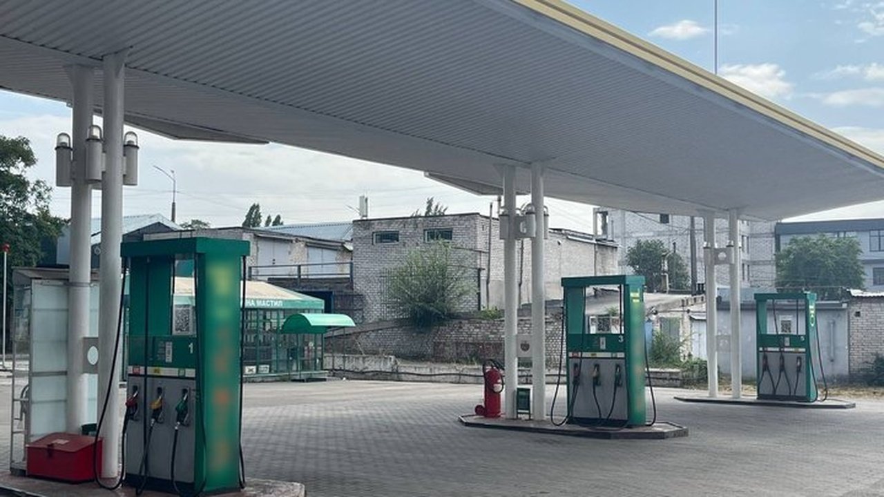 Заправка у Дніпрі