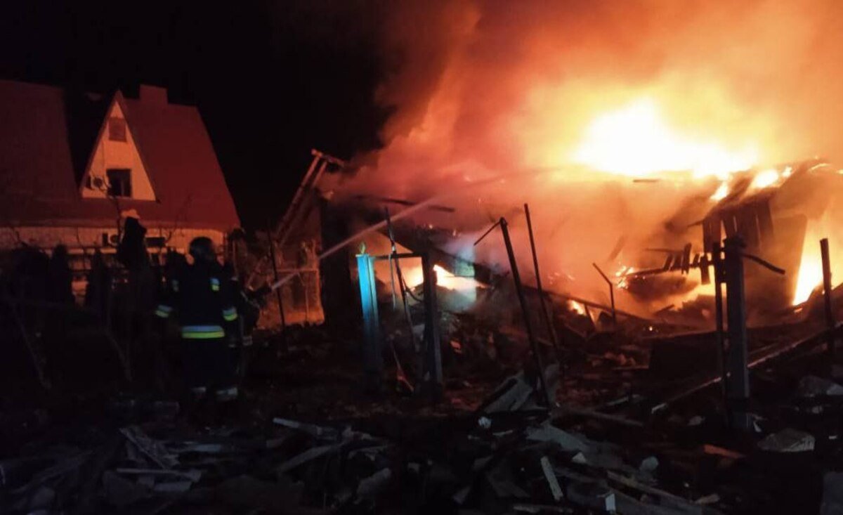 Дніпропетровщина вночі перебувала під ворожими атаками: є постраждалі